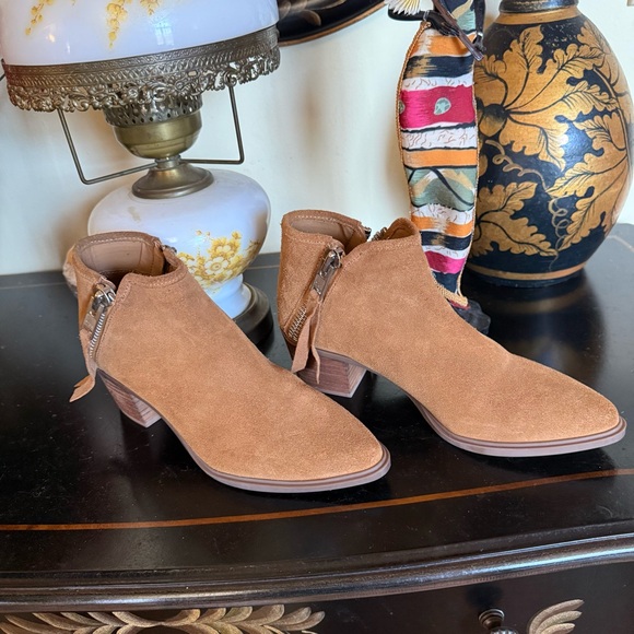 Steve Madden Brown Suede Ankle Booties - Picture 11 of 15